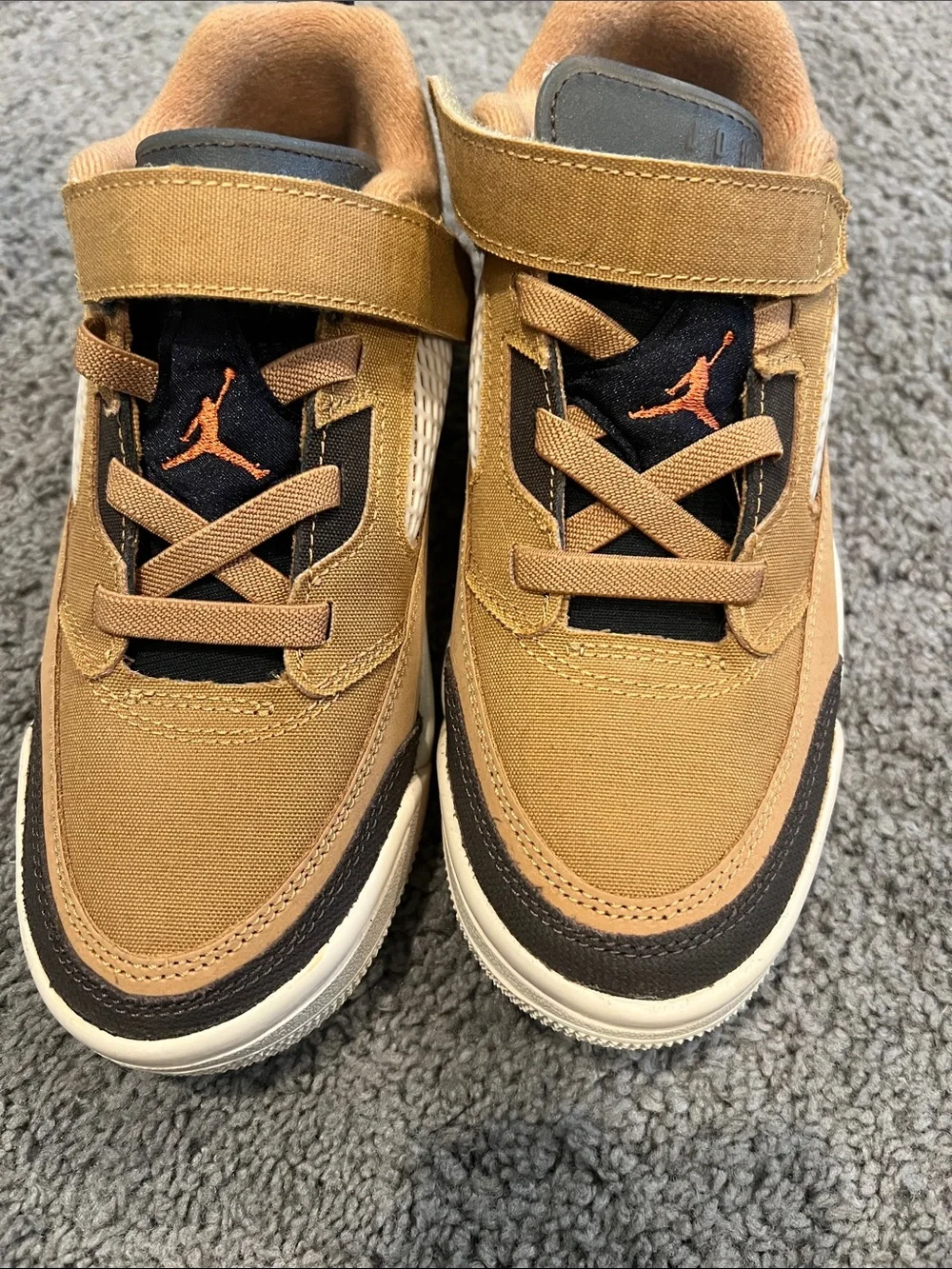 Jordan Kids Velcro Sneakers in Tan, Black and Cream